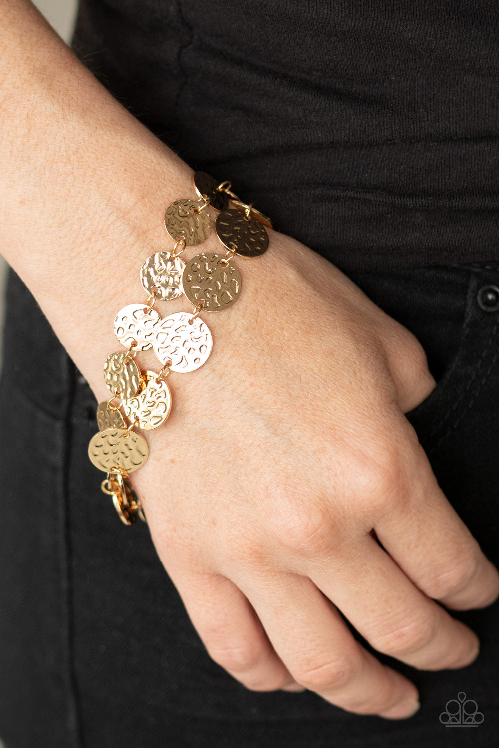 Rooted To The SPOTLIGHT - gold - Paparazzi bracelet