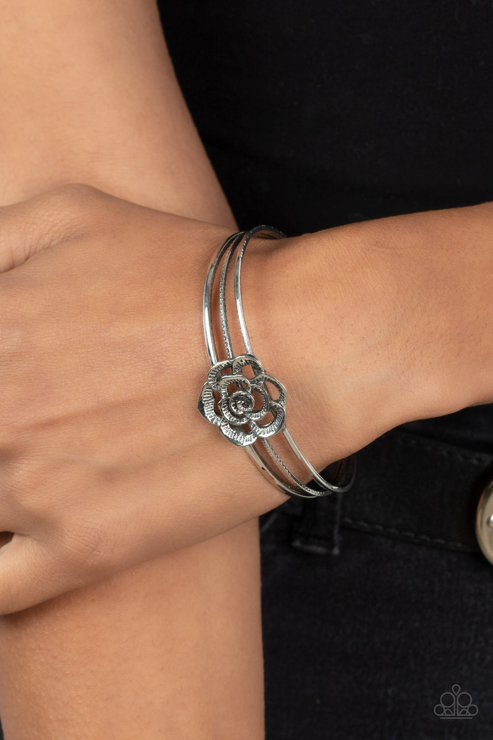 Rosy Repose - silver - Paparazzi bracelet