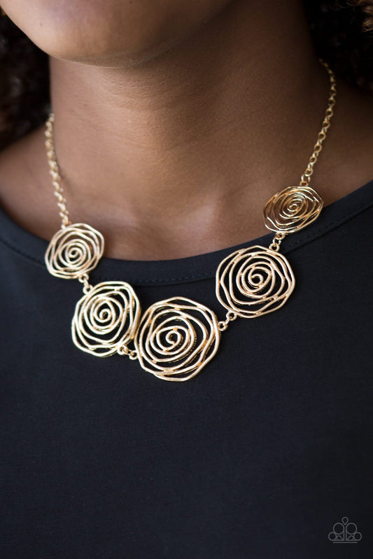 Rosy Rosette-gold-Paparazzi necklace