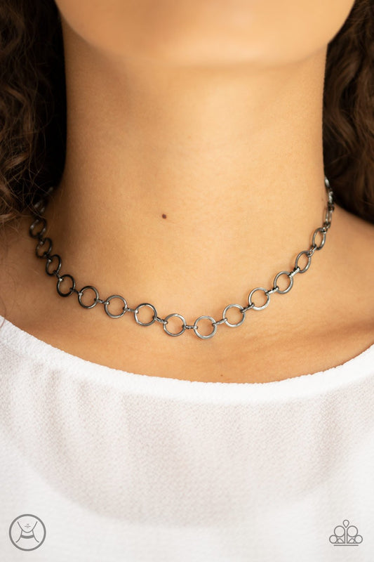 Roundabout Radiance-black-Paparazzi necklace