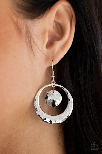 Rounded Radiance - silver - Paparazzi earrings