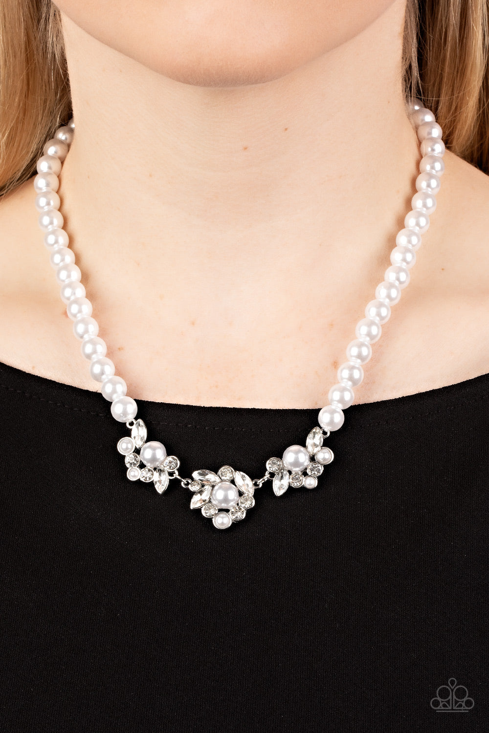 Royal Renditions - white - Paparazzi necklace
