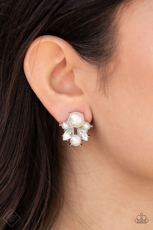 Royal Reverie - white - Paparazzi earrings