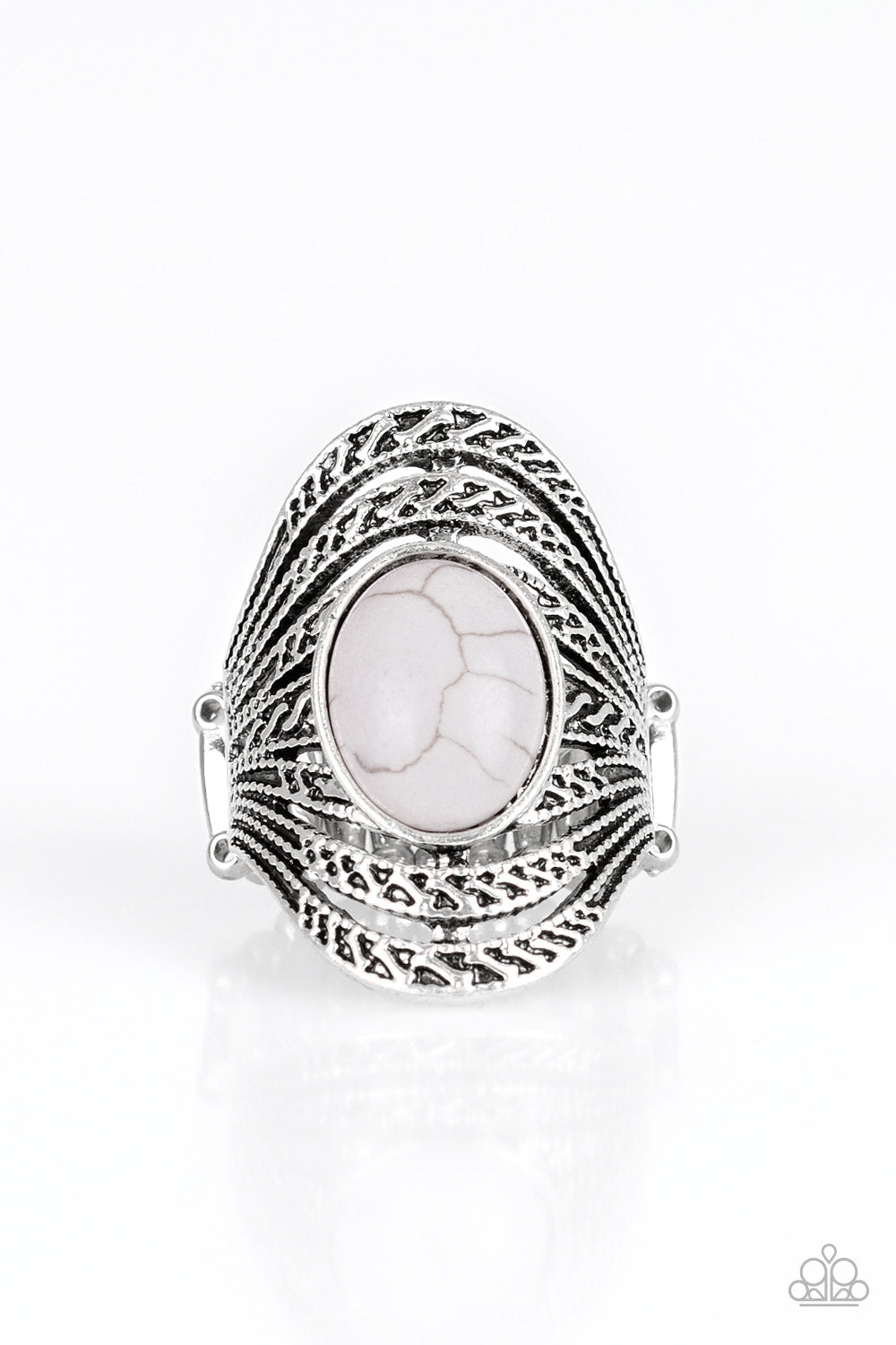 Royal Roamer - silver - Paparazzi ring