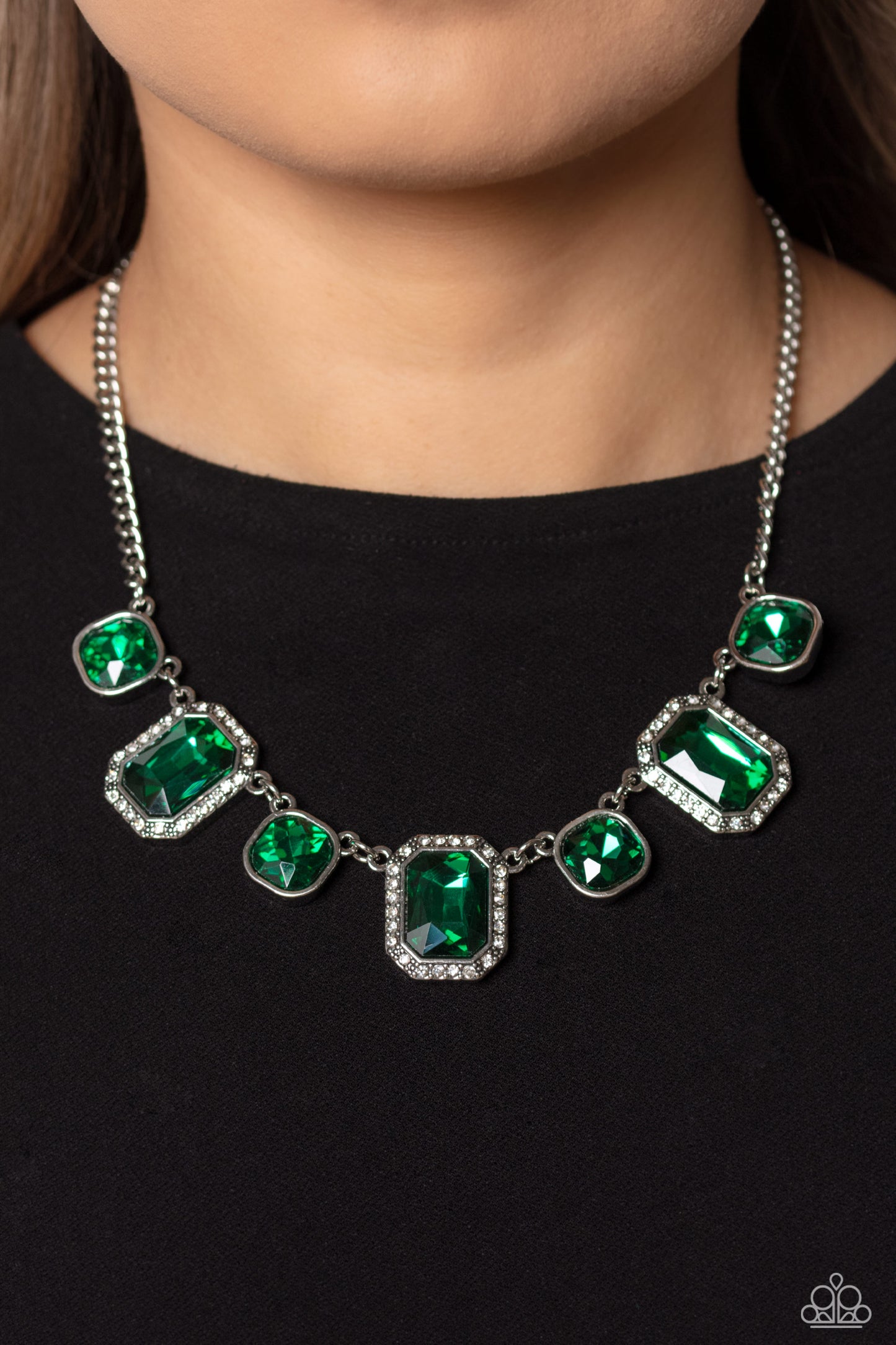 Royal Rumble - green - Paparazzi necklace