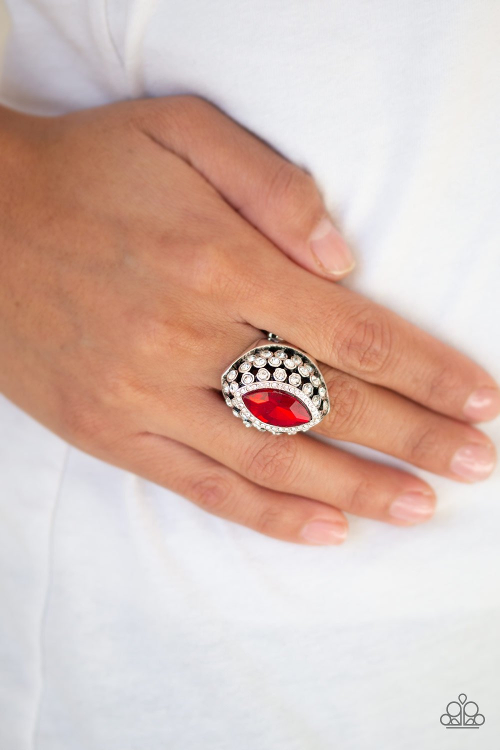 Royal Radiance-red-Paparazzi ring