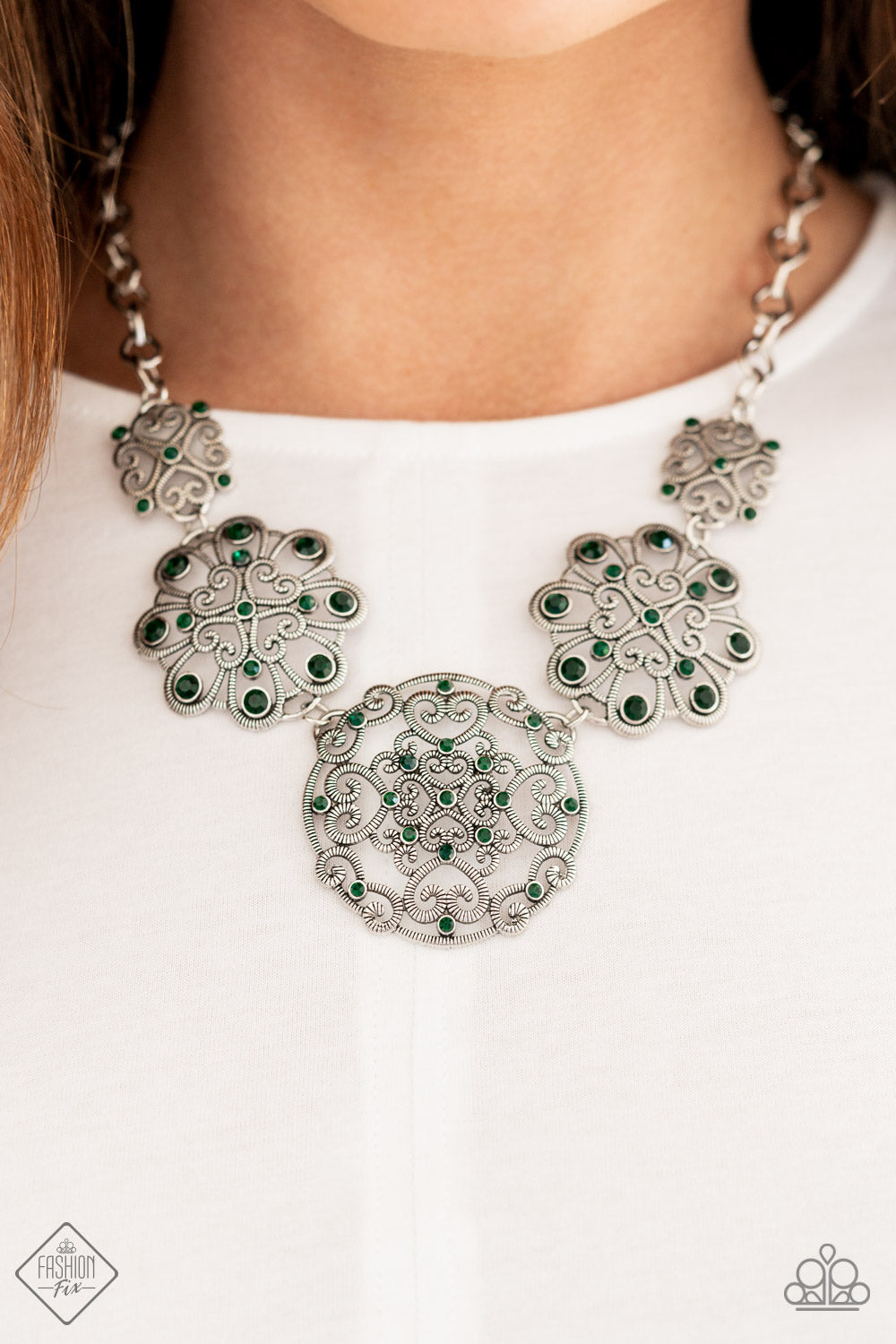 Royally Romantic - green - Paparazzi necklace