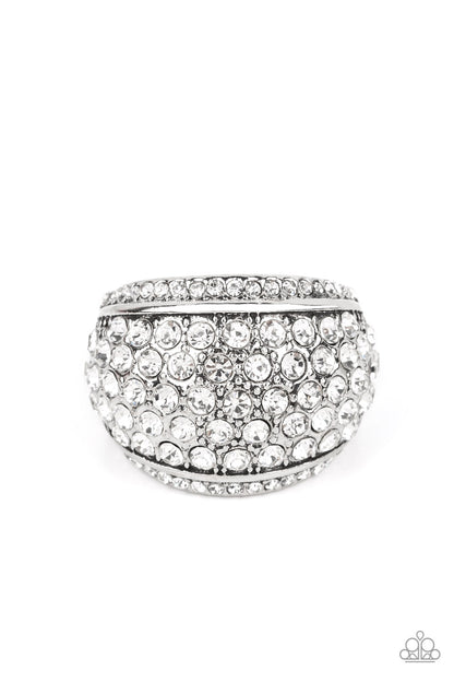 Running OFF SPARKLE - white - Paparazzi ring