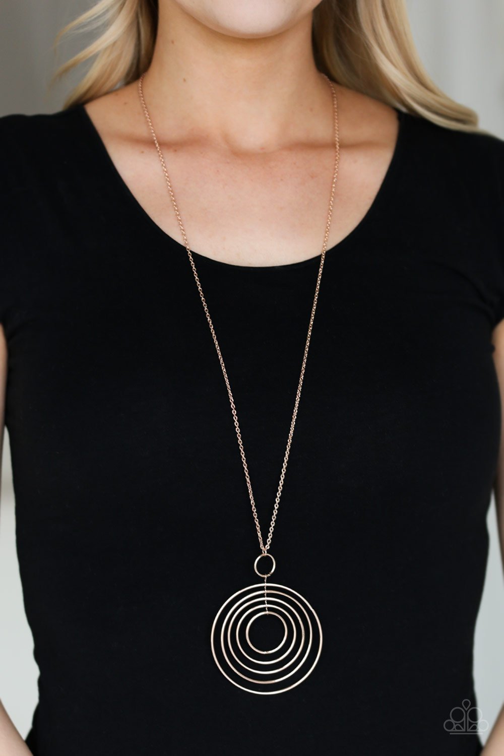 Running Circles in My Mind - rose gold - Paparazzi necklace