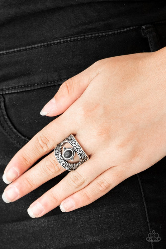 Rural Relic - black - Paparazzi ring