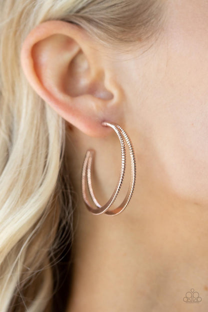 Rustic Curves - rose gold - Paparazzi earrings