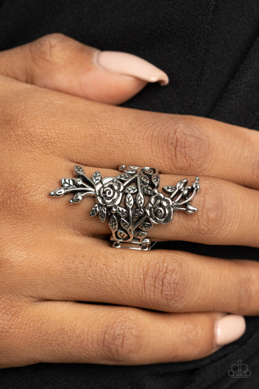 Rustic Rose Gardens - silver - Paparazzi ring