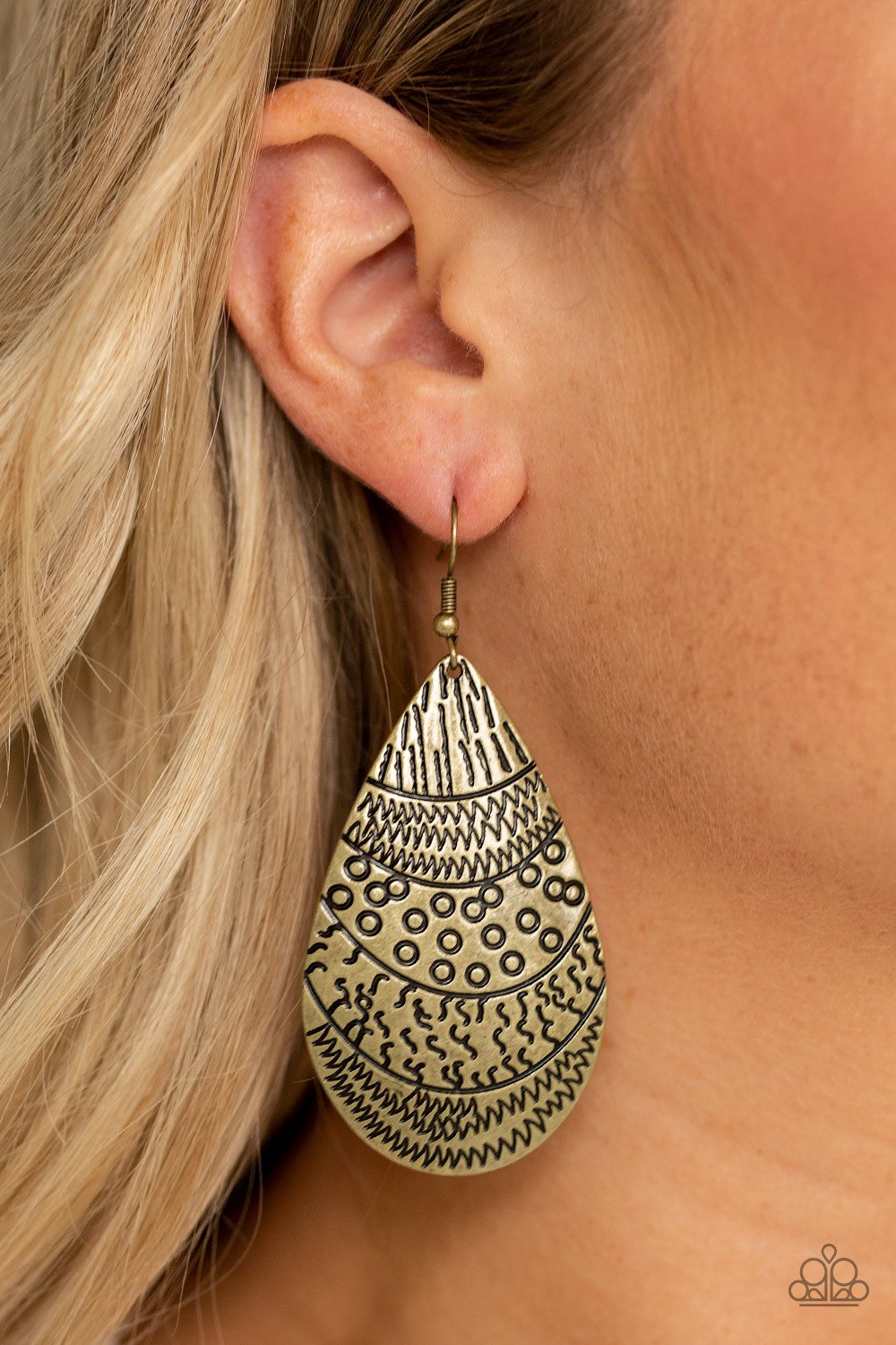Safari Splash-brass-Paparazzi earrings
