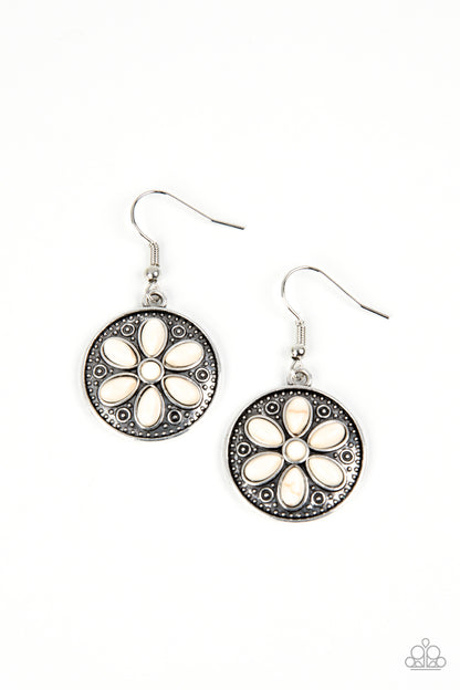 Saguaro Spring - white - Paparazzi earrings