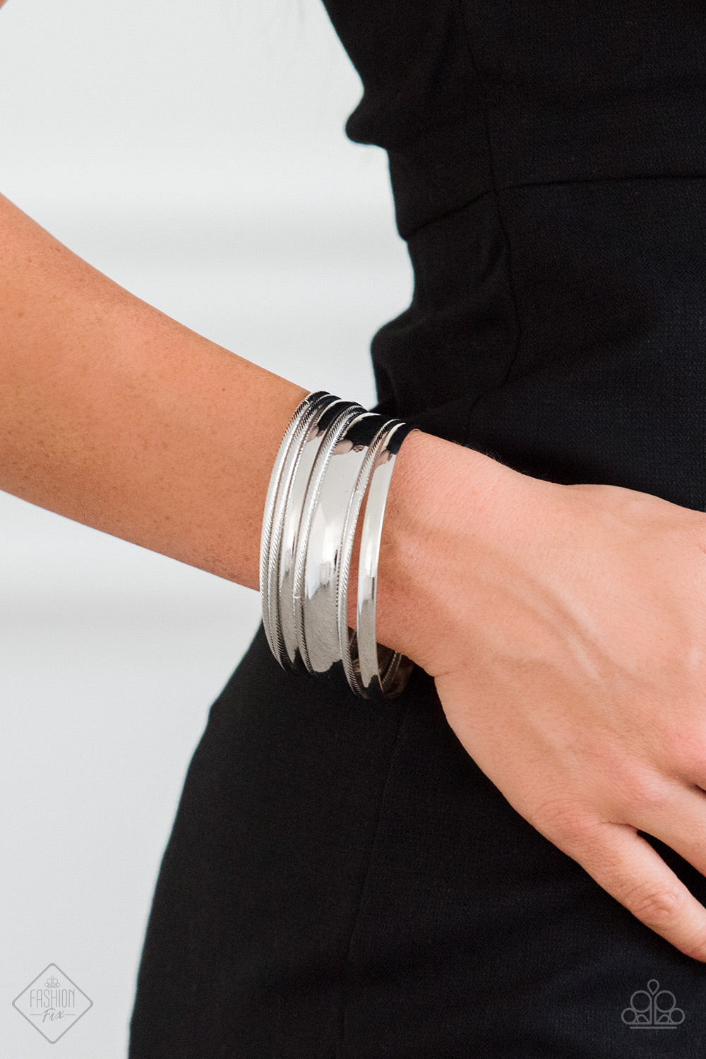 Sahara Shimmer - silver - Paparazzi bracelet