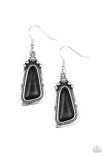 Sahara Solitude - black - Paparazzi earrings