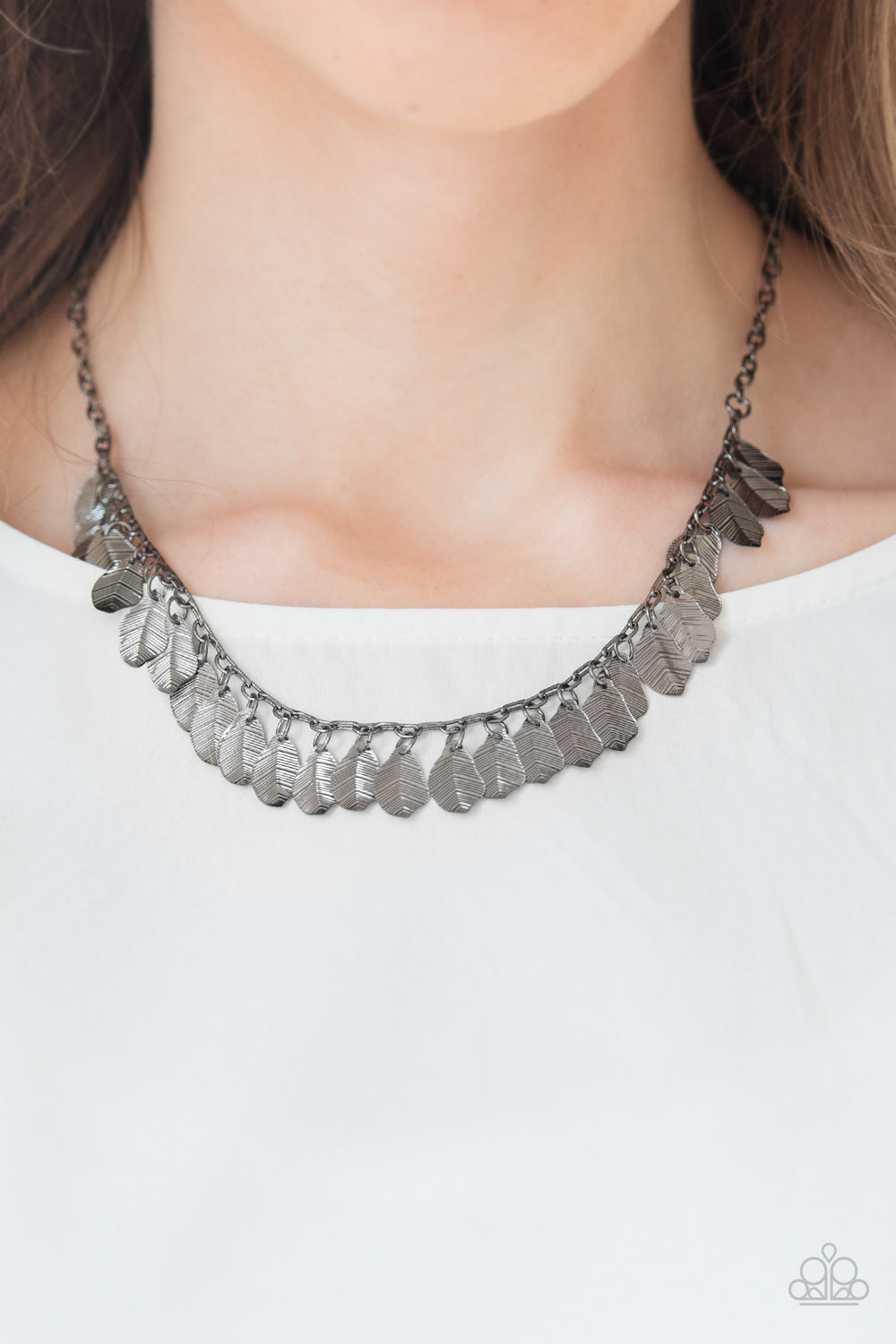 Sail Across the Sky - black - Paparazzi necklace