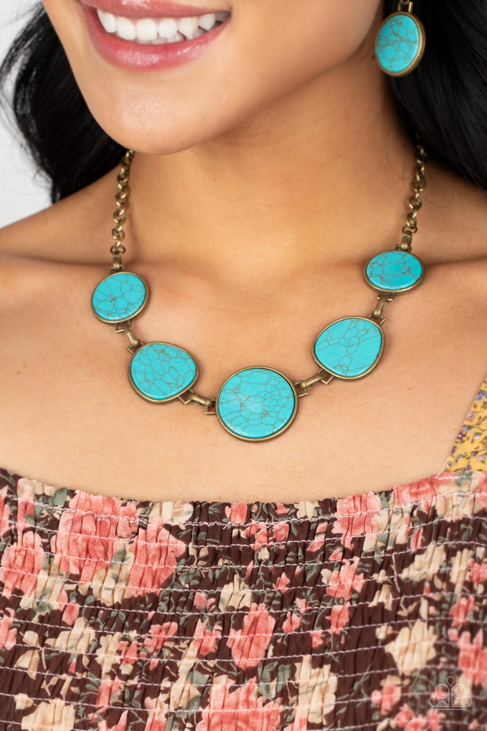 Santa Fe Flats - brass - Paparazzi necklace