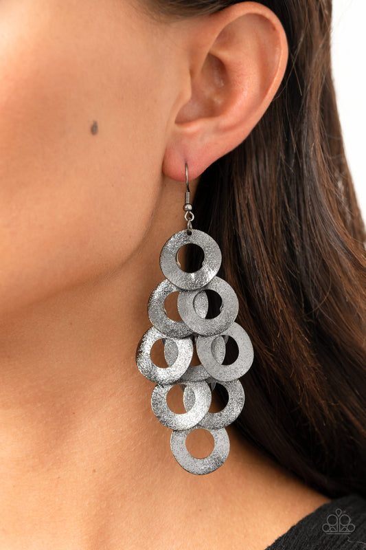 Scattered Shimmer - black - Paparazzi earrings