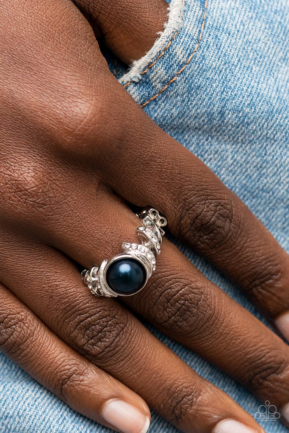 Selfie Status - blue - Paparazzi ring