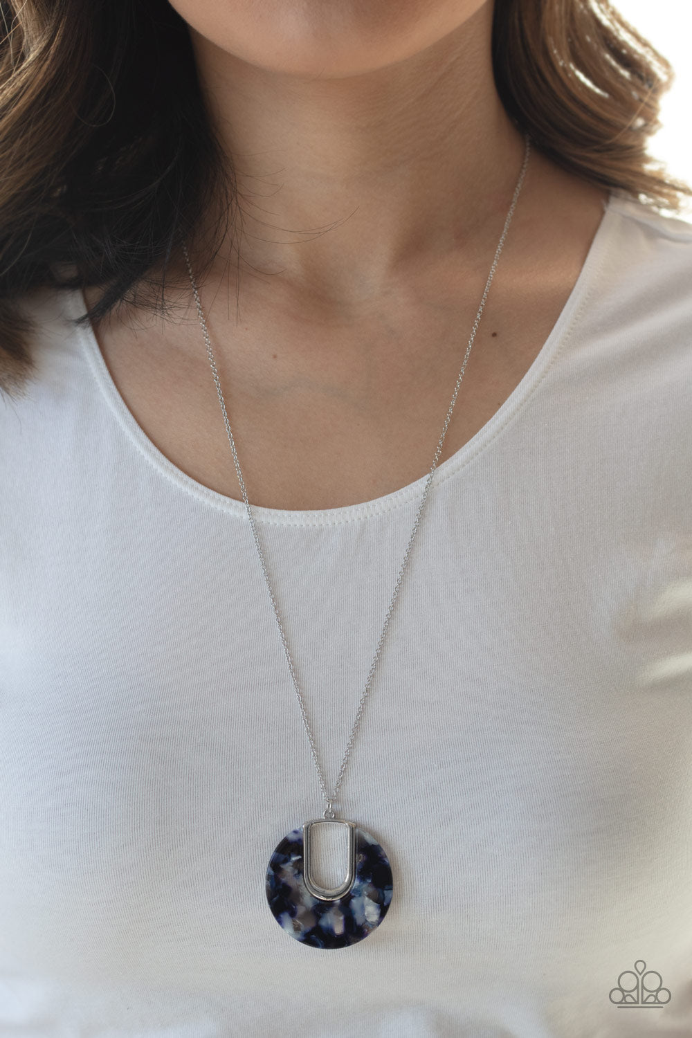 Setting the Fashion - blue - Paparazzi necklace