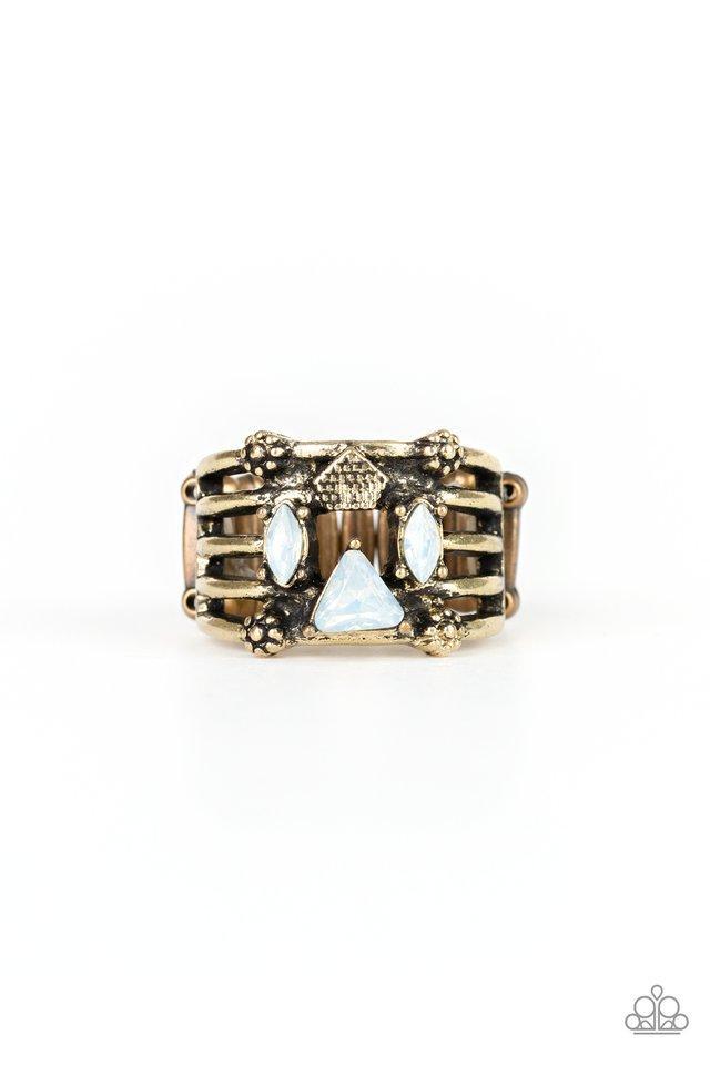 Shape Scene - brass - Paparazzi ring