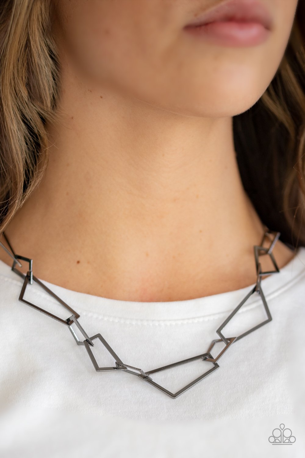 Shattering Records-black-Paparazzi necklace
