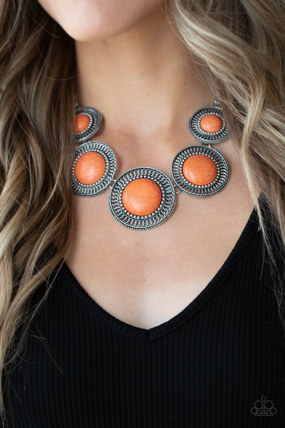 She Went West - orange - Paparazzi necklace