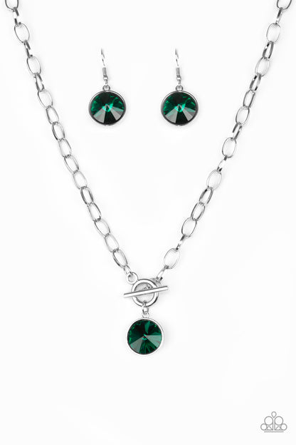 She Sparkles On - green - Paparazzi necklace