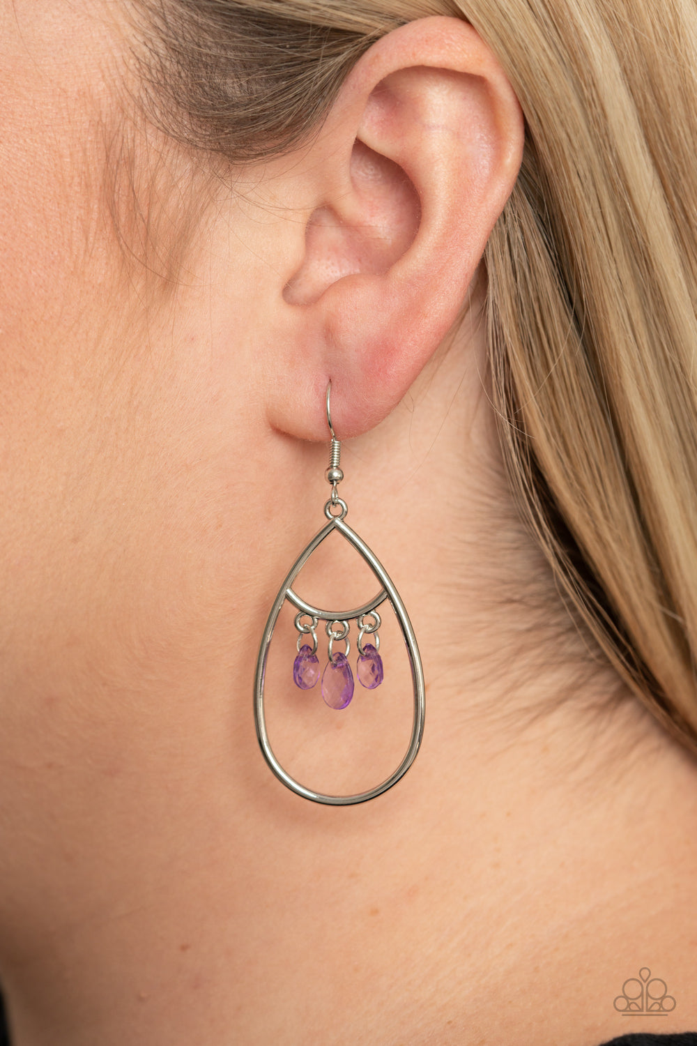 Shimmer Advisory - purple - Paparazzi earrings