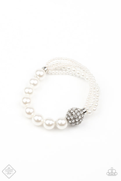 Show Them the DIOR - white - Paparazzi bracelet