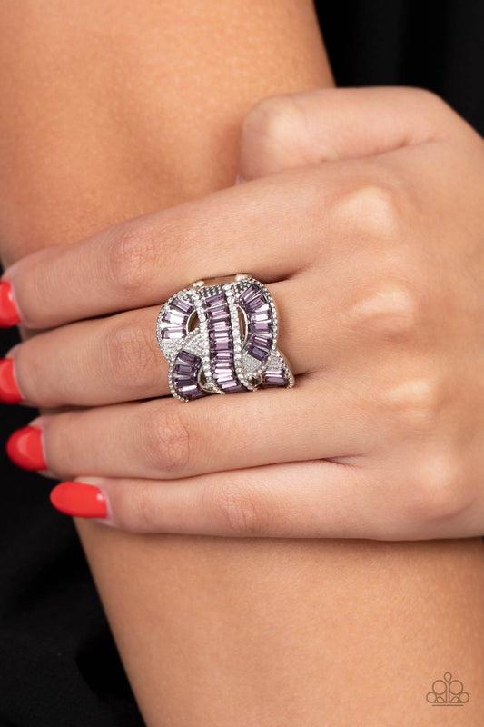 Six-Figure Flex - purple - Paparazzi ring