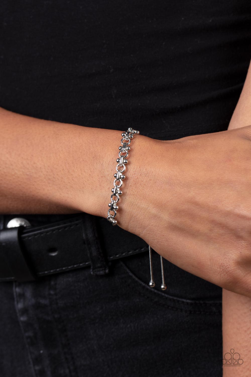 Slide On Over - silver - Paparazzi bracelet