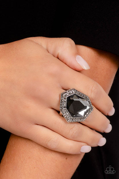Smoldering Sass - silver - Paparazzi ring