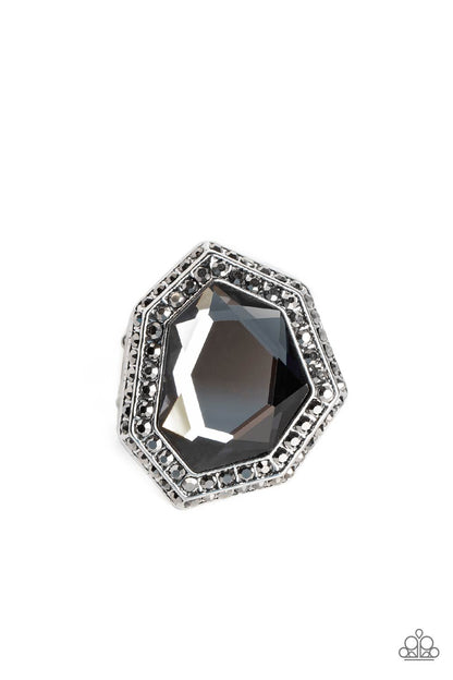Smoldering Sass - silver - Paparazzi ring