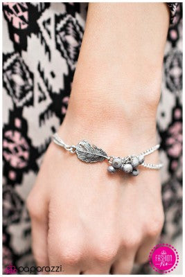 So Fly - silver - Paparazzi bracelet