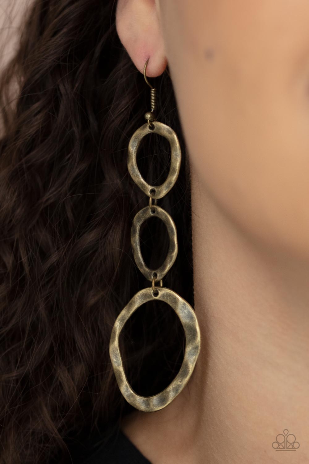 So OVAL It! - brass - Paparazzi earrings