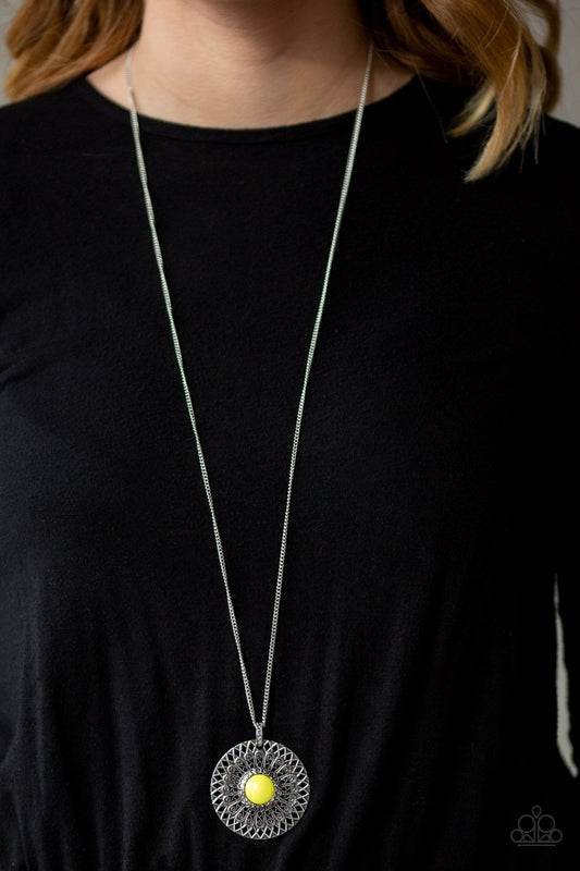So Solar-yellow-Paparazzi necklace