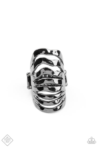 Sound Waves - black - Paparazzi ring