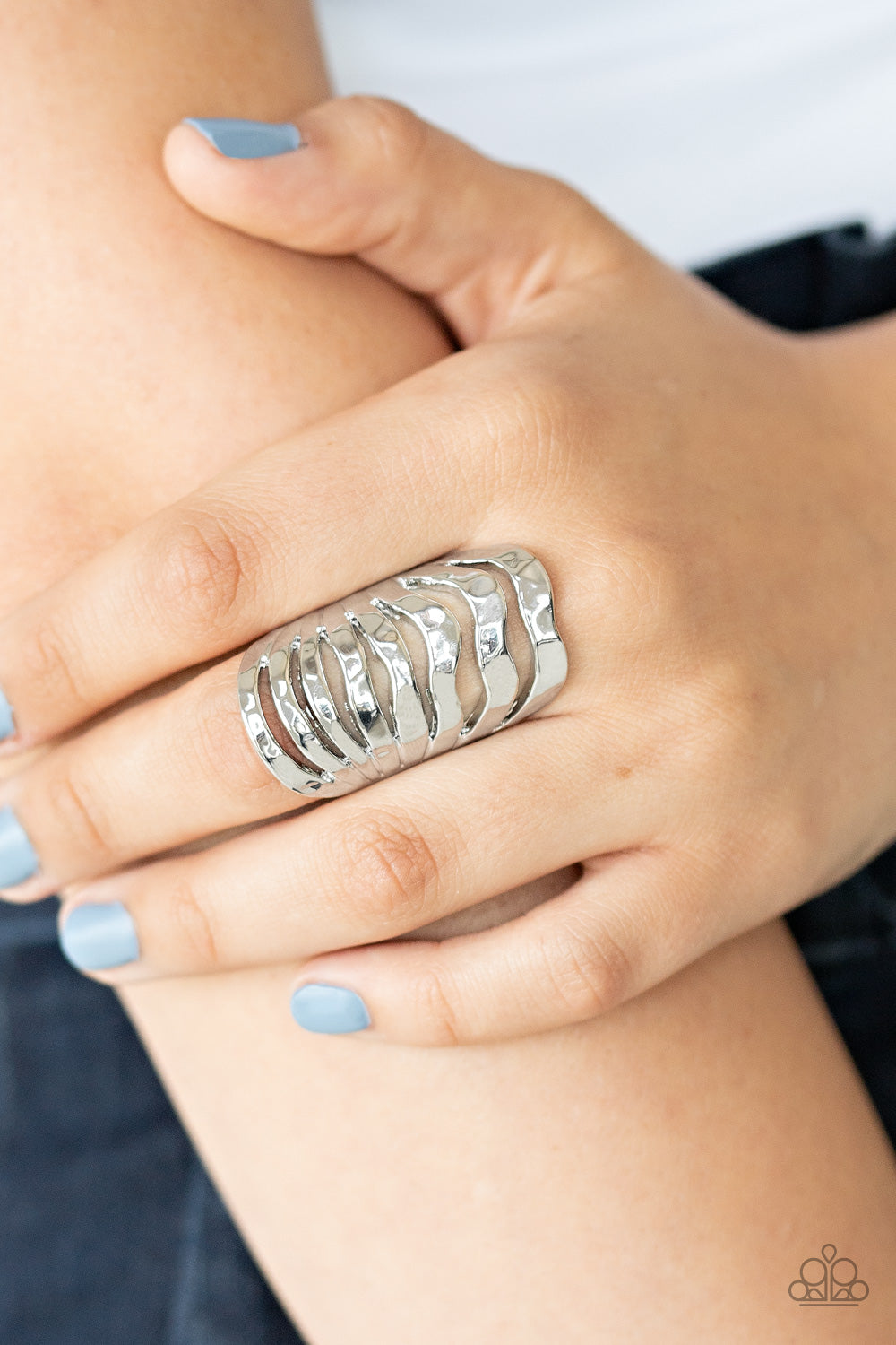 Sound Waves - silver - Paparazzi ring
