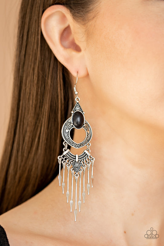 Southern Spearhead - black - Paparazzi earrings