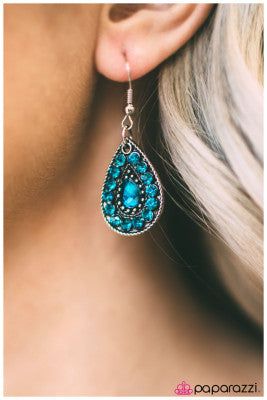 Sparkle In the Rain - blue - Paparazzi earrings