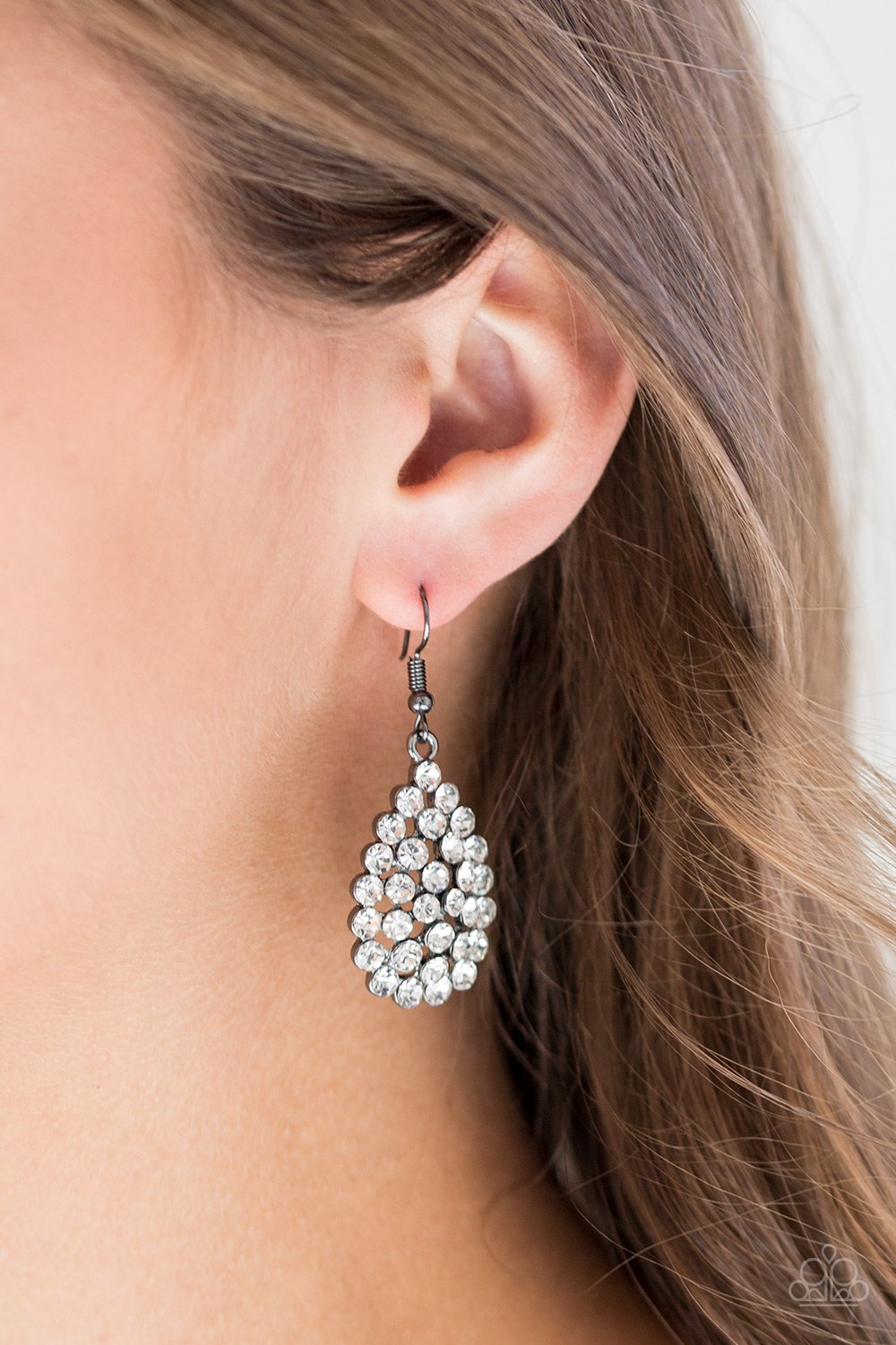 Sparkling Sparkle-naire - black - Paparazzi earrings