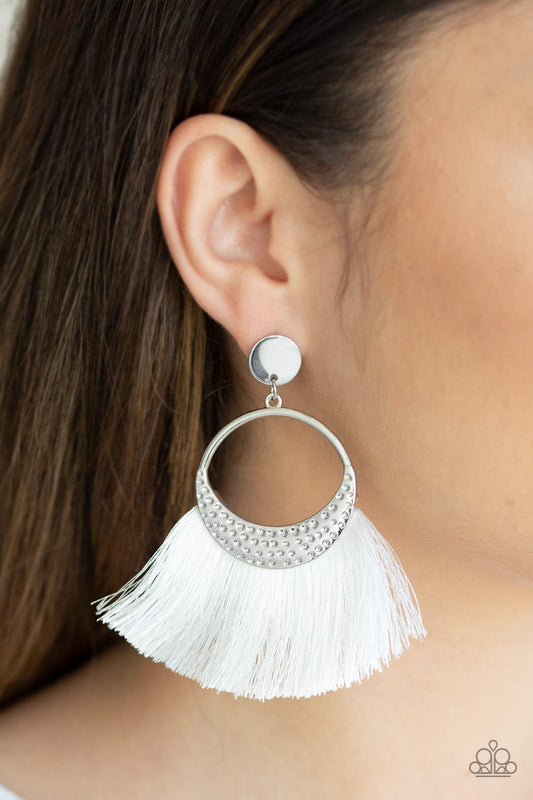 Spartan Spirit - white - Paparazzi earrings