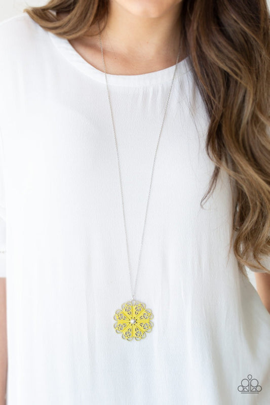 Spin Your PINWHEELS-yellow-Paparazzi necklace