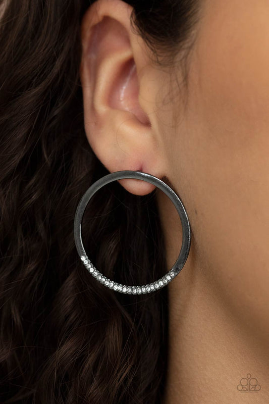 Spot On Opulence - black - Paparazzi earrings