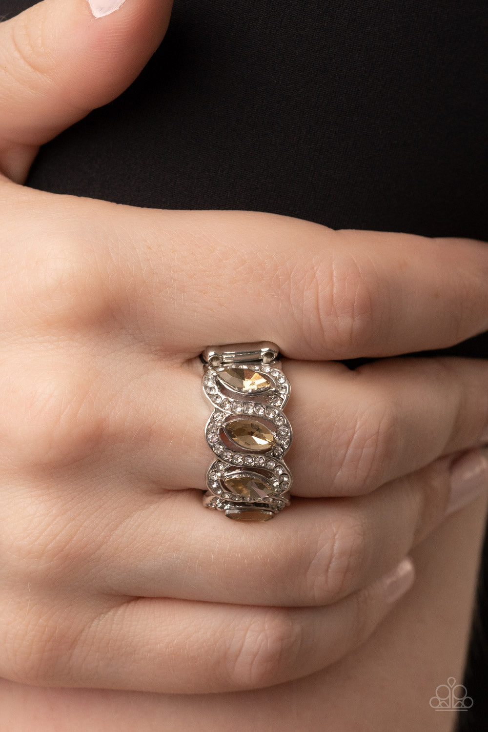 Staggering Sparkle - brown - Paparazzi ring