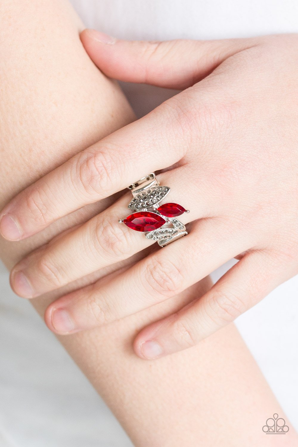 Stay Sassy-red-Paparazzi ring