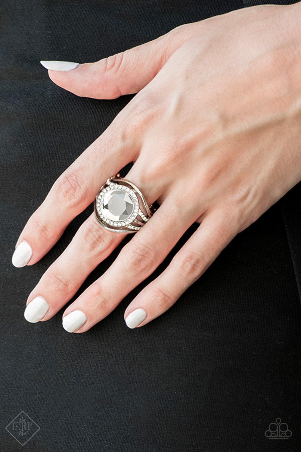 Stay for the Fireworks - white - Paparazzi ring
