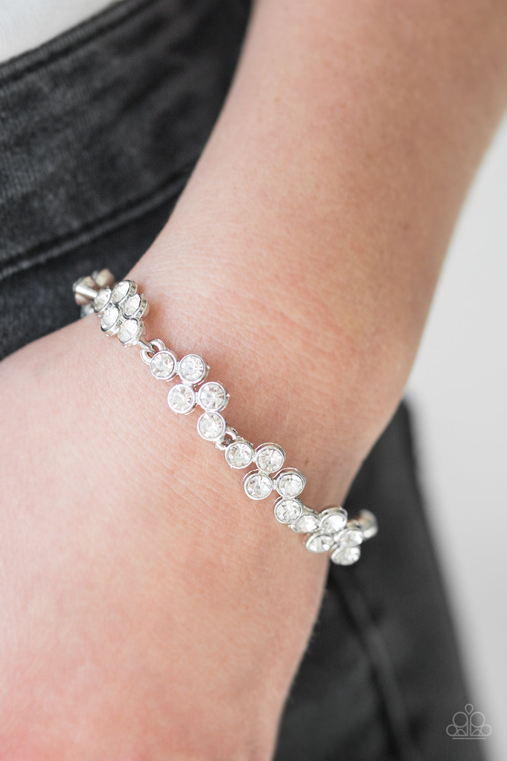 Still GLOWing Strong - white - Paparazzi bracelet